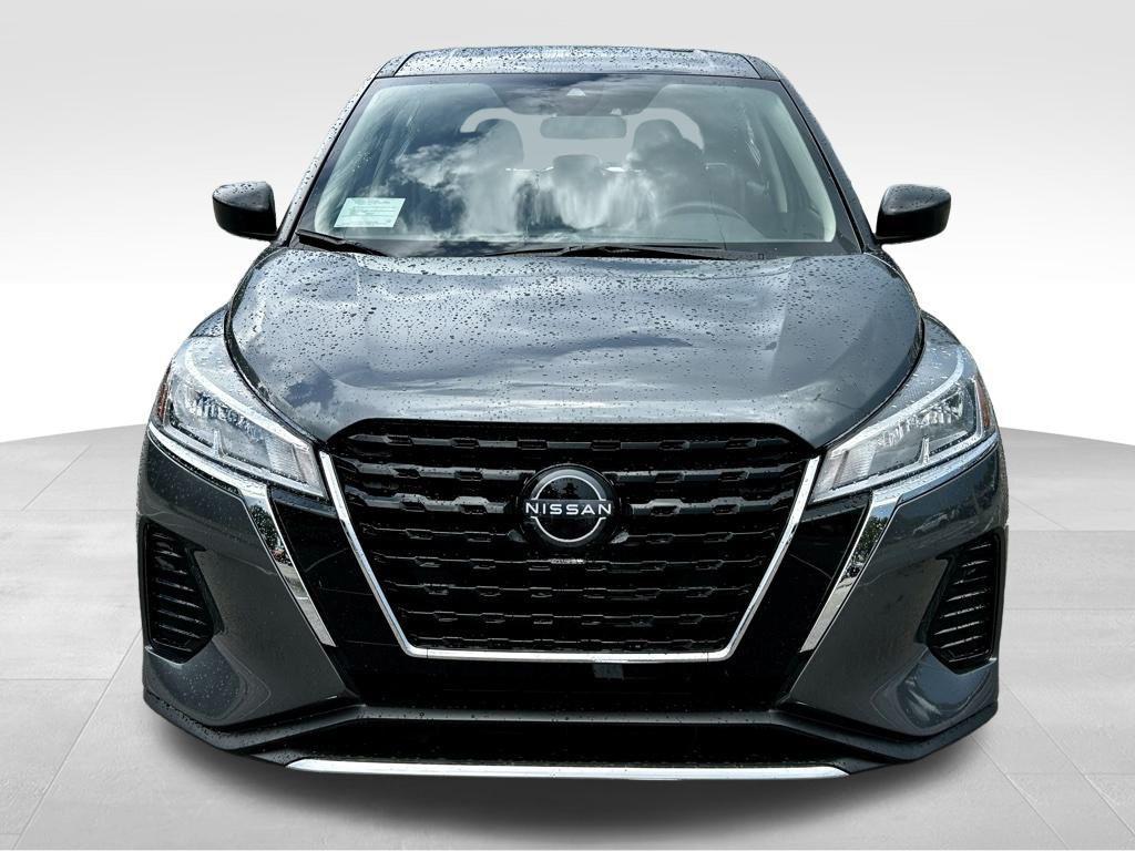 new 2025 Nissan Kicks car, priced at $23,242