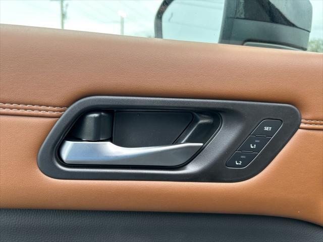 new 2025 Nissan Pathfinder car, priced at $48,518