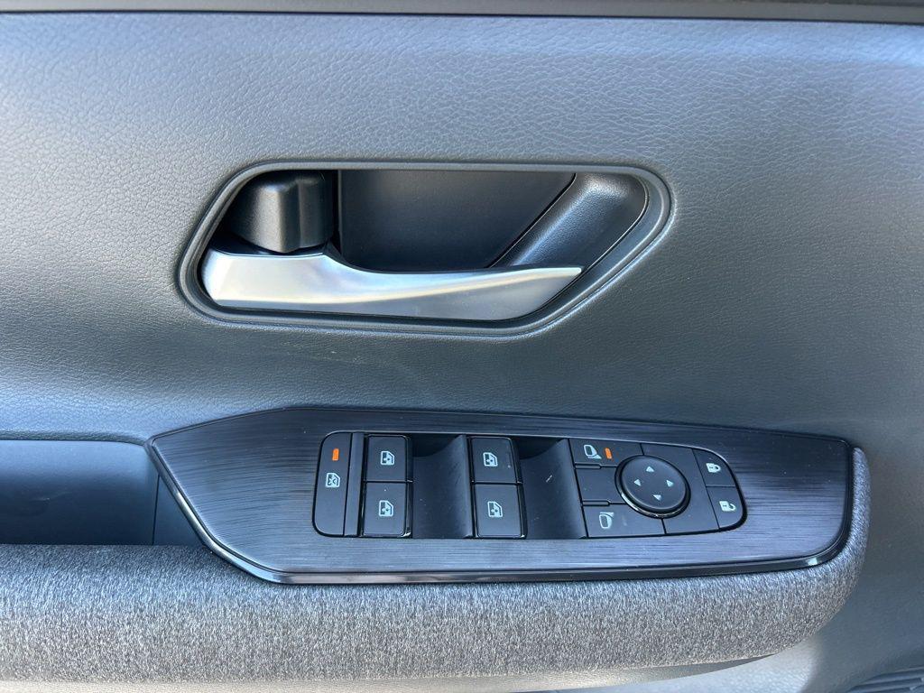 new 2026 Nissan Kicks car, priced at $26,580