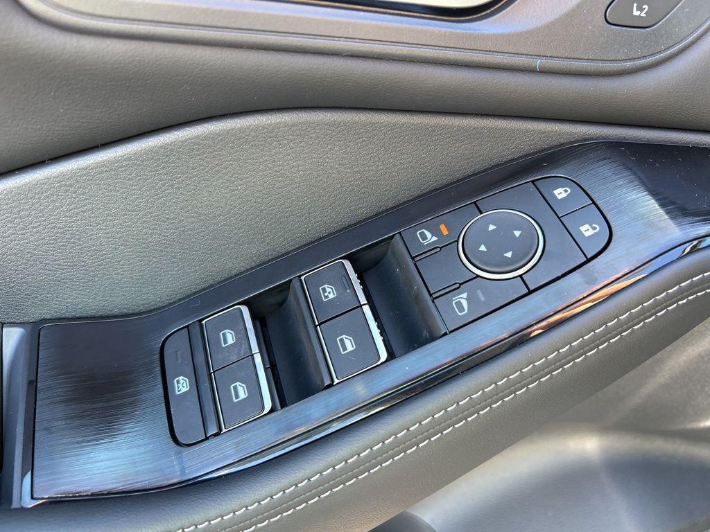 new 2025 Nissan Rogue car, priced at $35,037