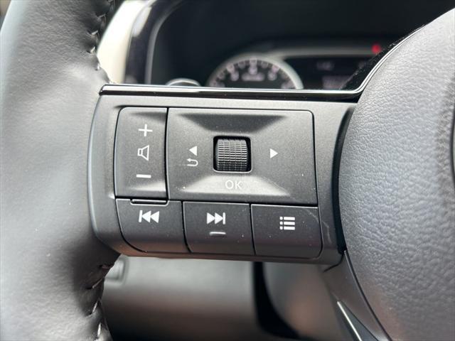new 2025 Nissan Pathfinder car, priced at $41,484