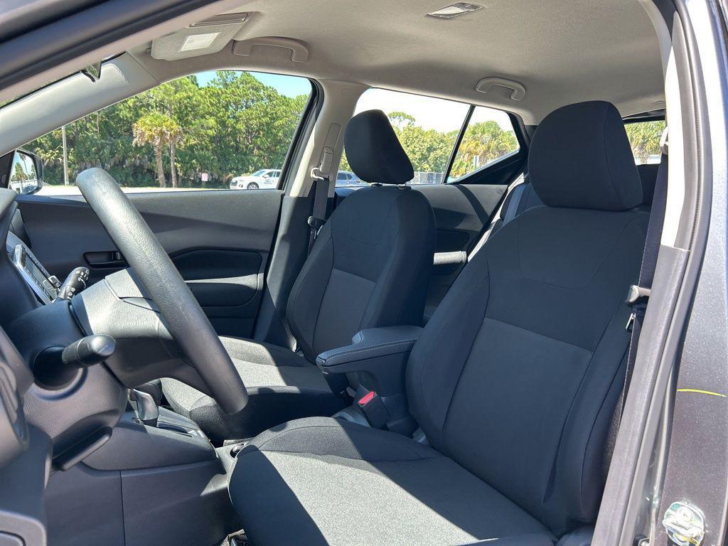 new 2025 Nissan Kicks car, priced at $21,946