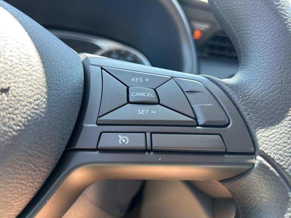 new 2025 Nissan Kicks car, priced at $21,946