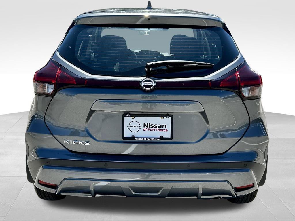 new 2025 Nissan Kicks car, priced at $21,946