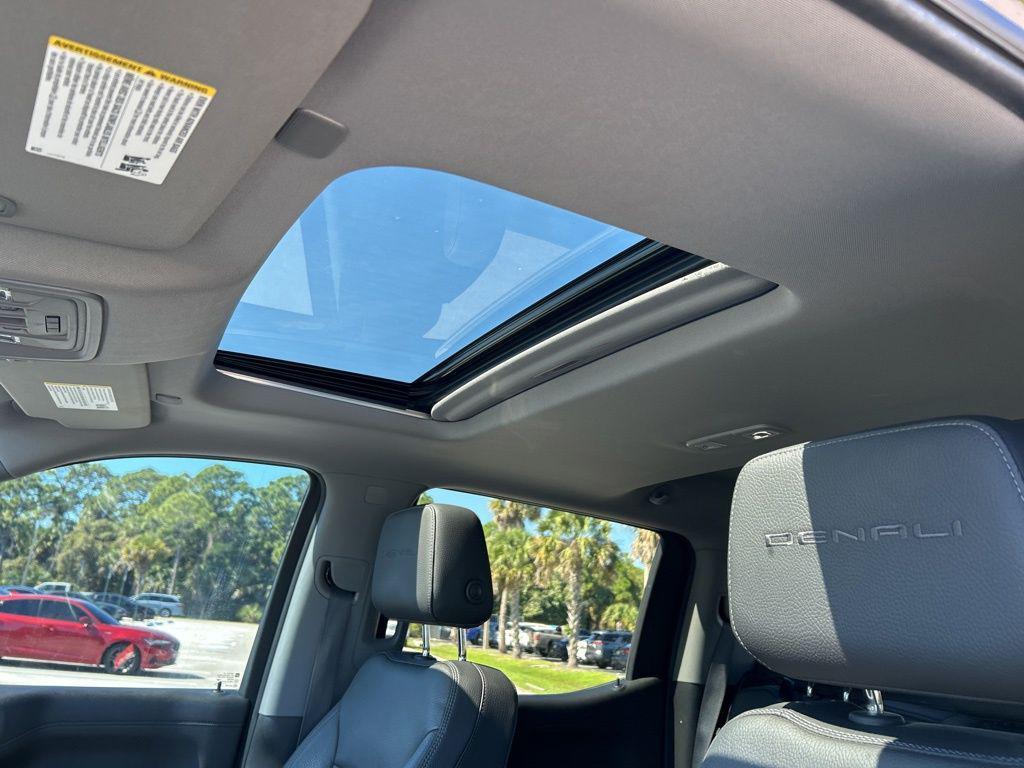 used 2019 GMC Sierra 1500 car, priced at $43,671