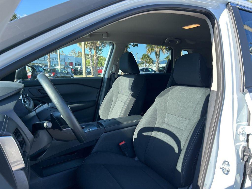 new 2025 Nissan Rogue car, priced at $29,958