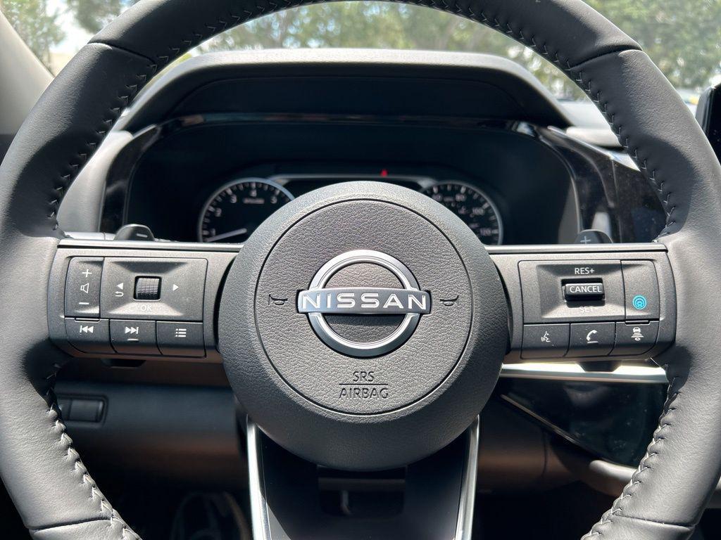 new 2025 Nissan Pathfinder car, priced at $35,711