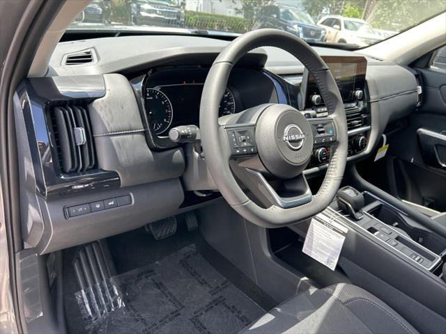 new 2025 Nissan Pathfinder car, priced at $40,711