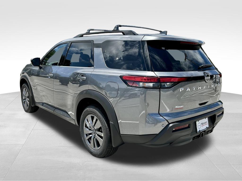 new 2025 Nissan Pathfinder car, priced at $35,711
