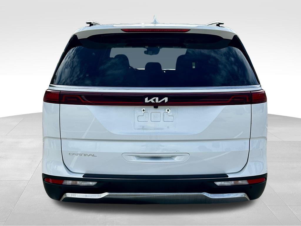 used 2024 Kia Carnival car, priced at $37,831
