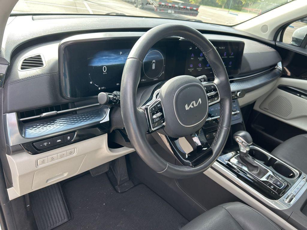 used 2024 Kia Carnival car, priced at $37,831