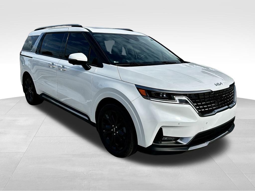 used 2024 Kia Carnival car, priced at $37,831