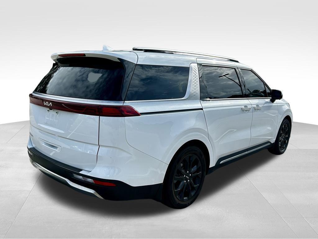 used 2024 Kia Carnival car, priced at $37,831