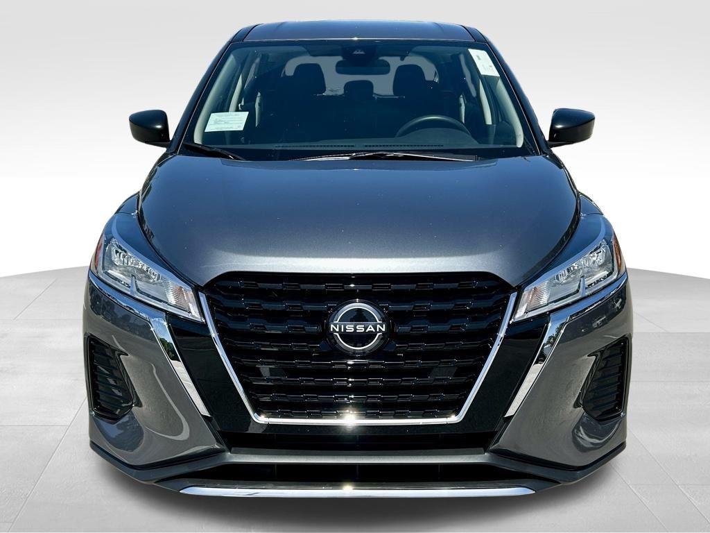 new 2025 Nissan Kicks car, priced at $21,362