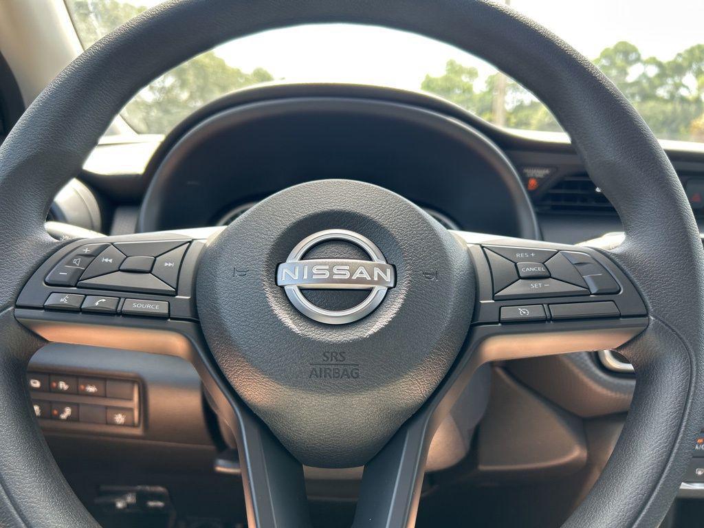 new 2025 Nissan Kicks car, priced at $21,362