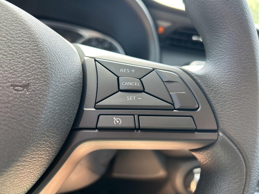 new 2025 Nissan Kicks car, priced at $21,362