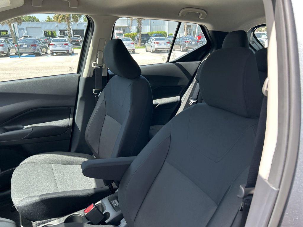 new 2025 Nissan Kicks car, priced at $21,362