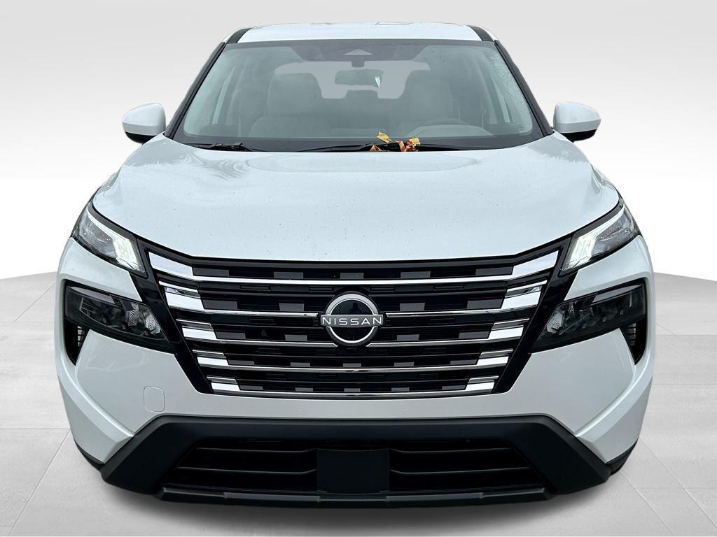 new 2025 Nissan Rogue car, priced at $31,033