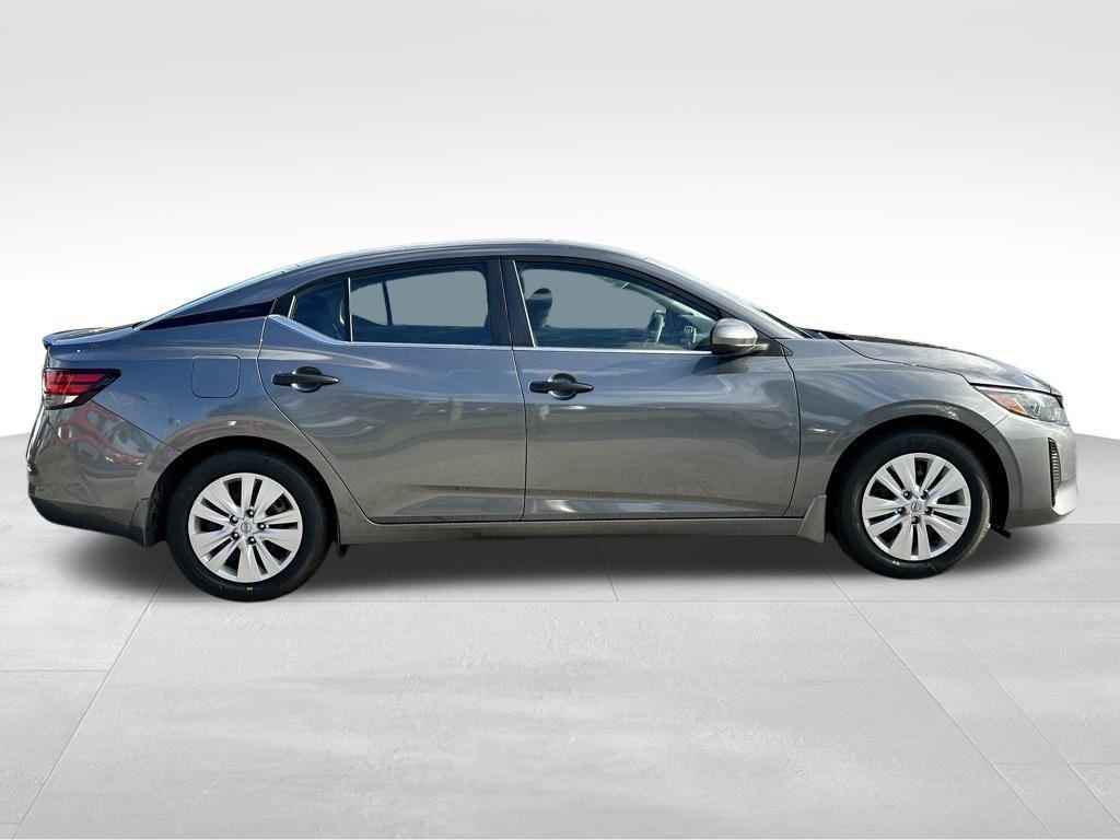new 2025 Nissan Sentra car, priced at $22,226