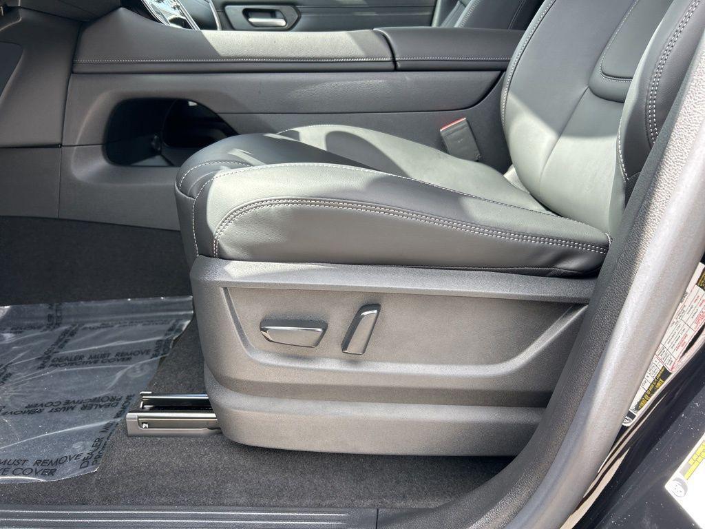 new 2026 Nissan Armada car, priced at $62,015