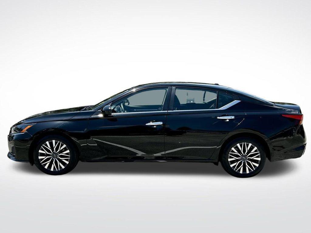 used 2023 Nissan Altima car, priced at $17,591