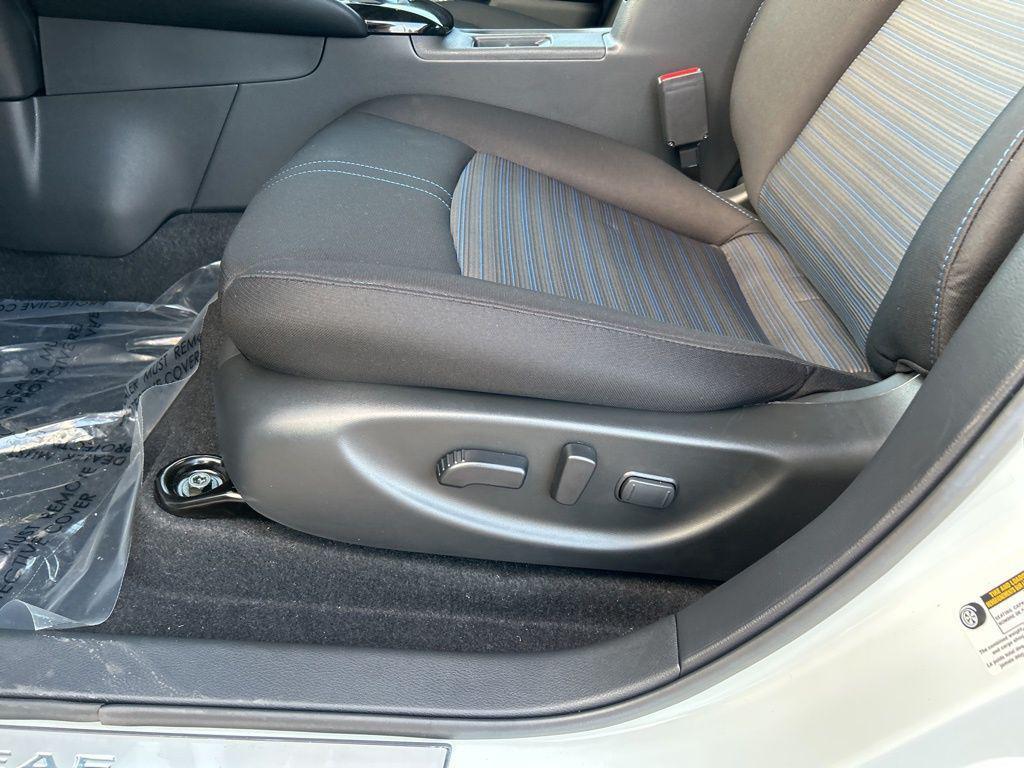 new 2025 Nissan Leaf car, priced at $35,495