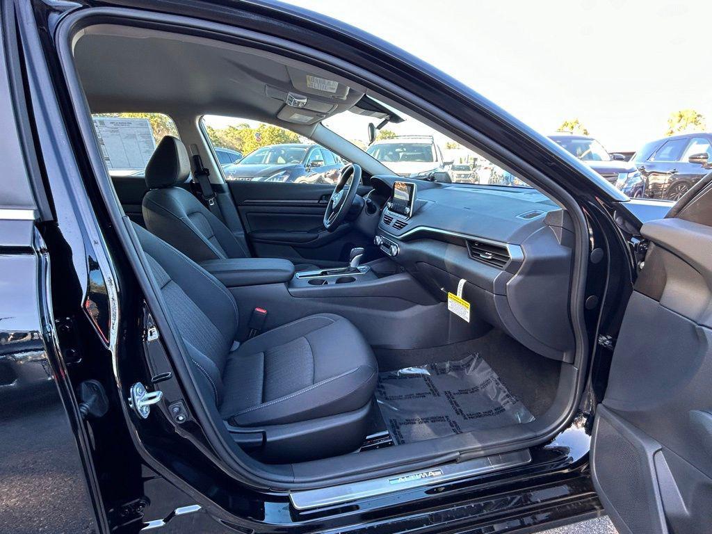 new 2025 Nissan Altima car, priced at $26,120