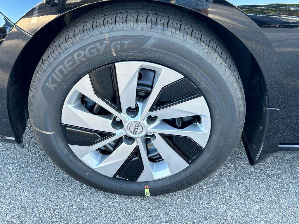 new 2025 Nissan Altima car, priced at $26,120