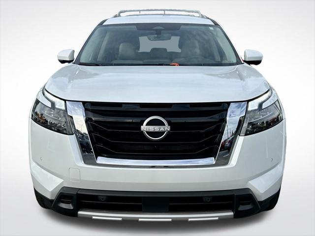 new 2025 Nissan Pathfinder car, priced at $39,902