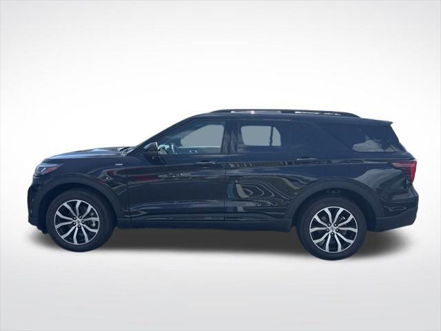 used 2025 Ford Explorer car, priced at $45,304