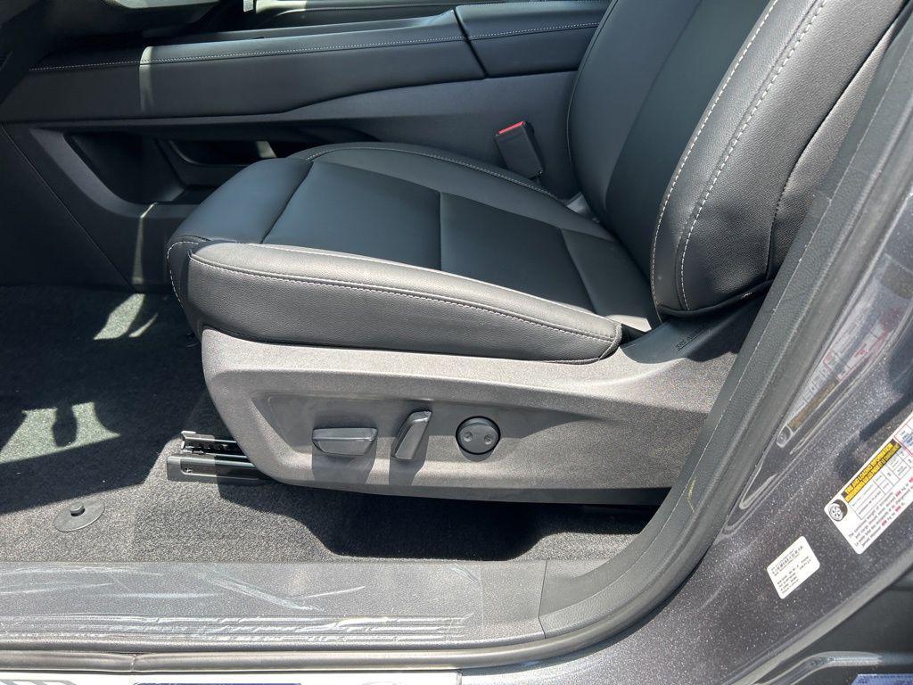 new 2025 Nissan Murano car, priced at $42,130