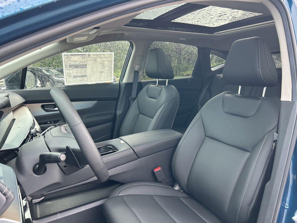 new 2025 Nissan Murano car, priced at $47,535