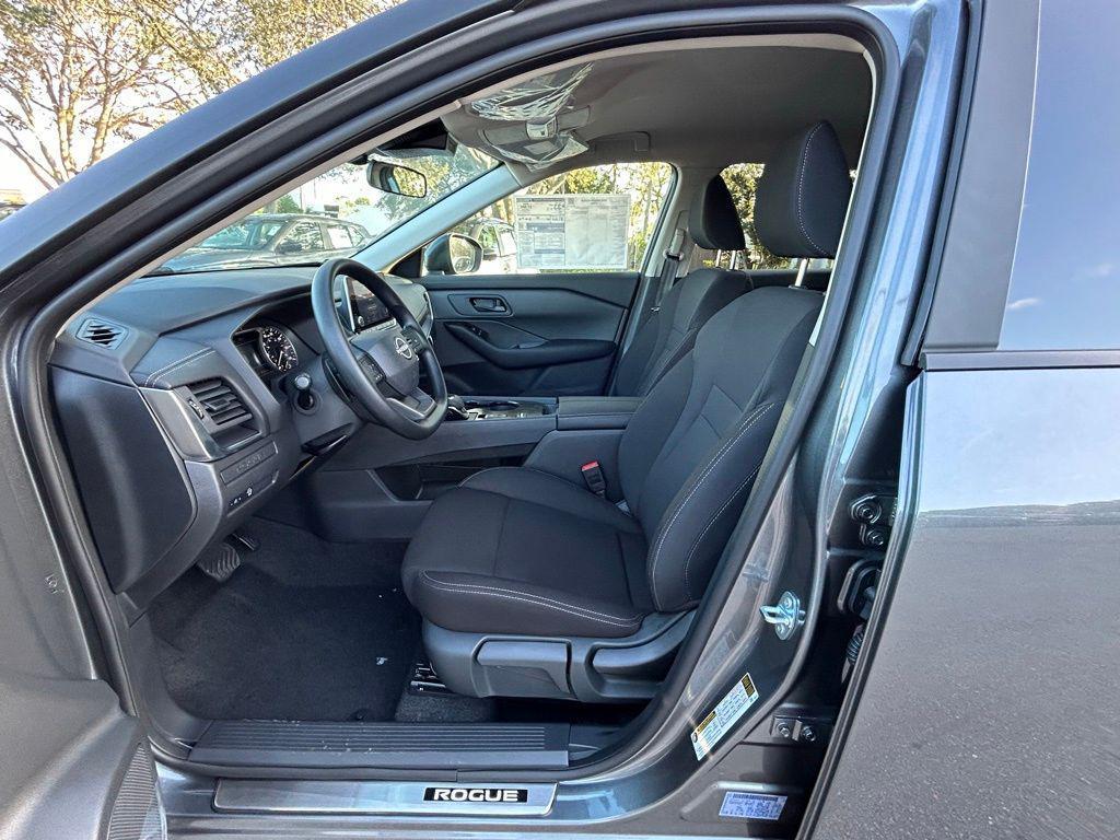 new 2025 Nissan Rogue car, priced at $29,576