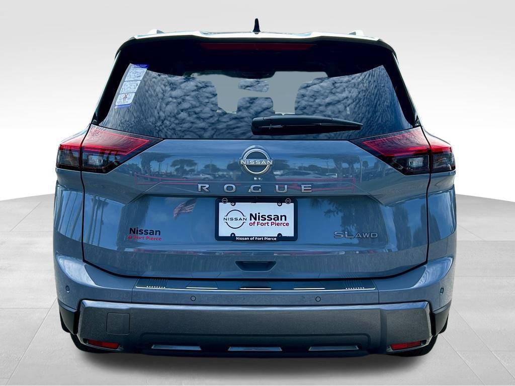 new 2025 Nissan Rogue car, priced at $38,062