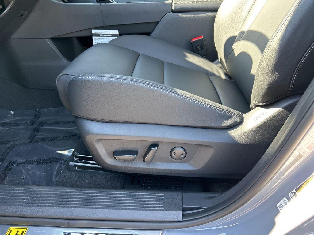 new 2025 Nissan Rogue car, priced at $39,465