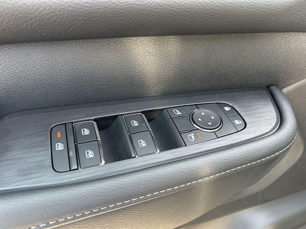 new 2025 Nissan Armada car, priced at $57,254