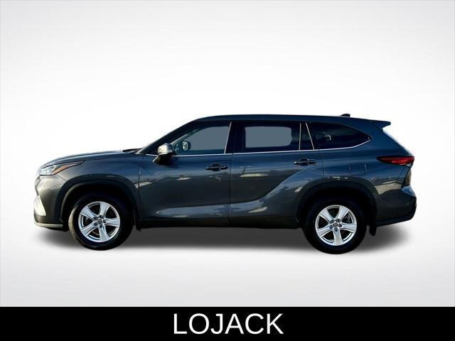 used 2022 Toyota Highlander car, priced at $27,815