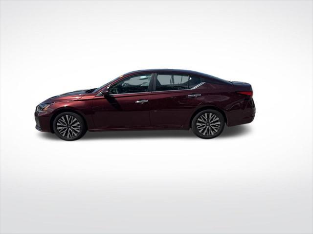 used 2023 Nissan Altima car, priced at $19,076