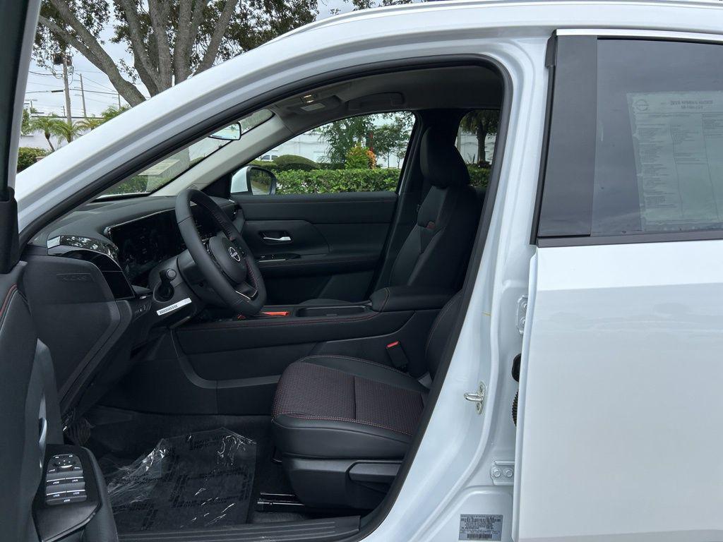 new 2025 Nissan Kicks car, priced at $28,463