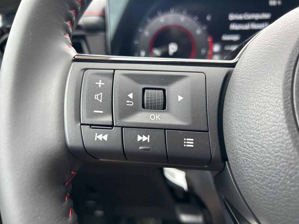 new 2025 Nissan Kicks car, priced at $28,463