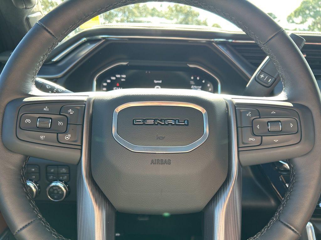 used 2025 GMC Sierra 2500 car, priced at $87,748