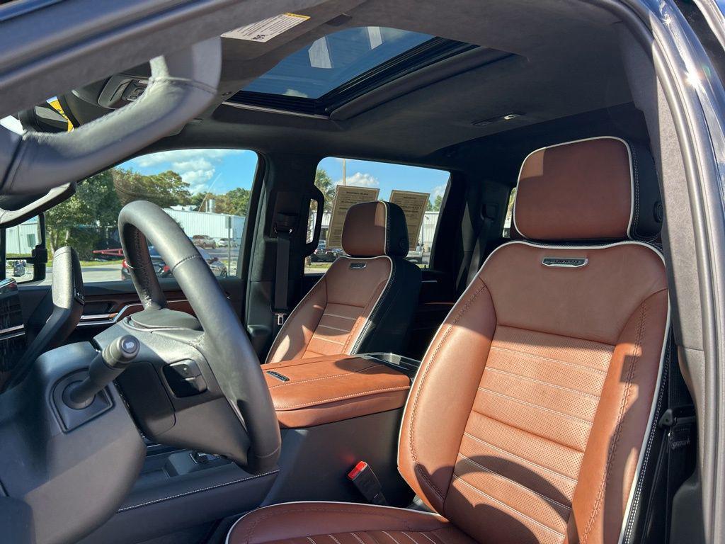 used 2025 GMC Sierra 2500 car, priced at $87,748