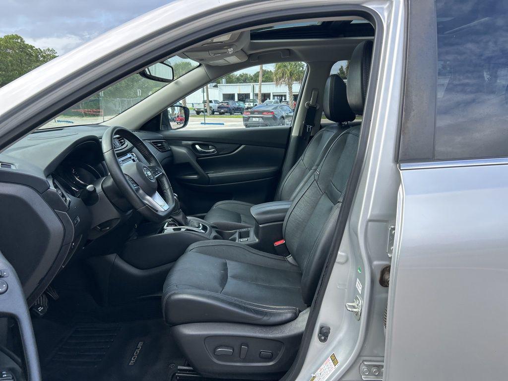 used 2018 Nissan Rogue car, priced at $13,438
