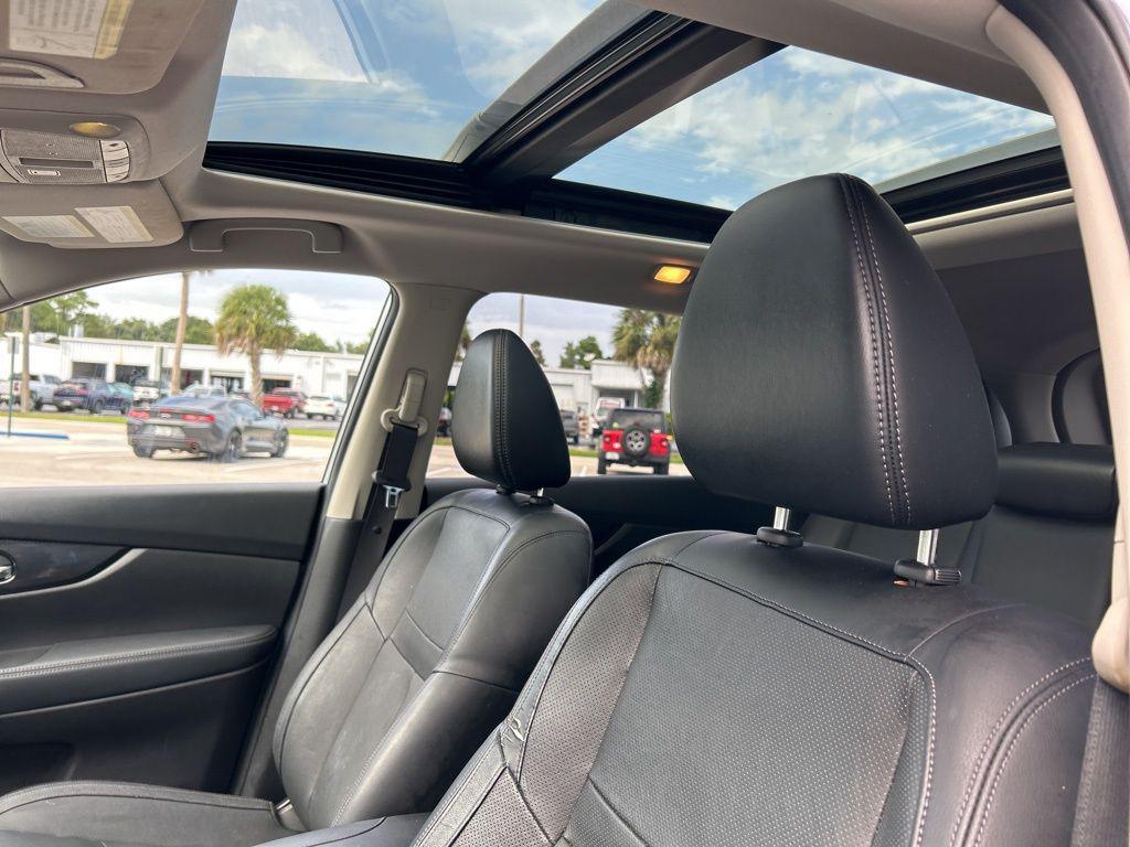 used 2018 Nissan Rogue car, priced at $13,438