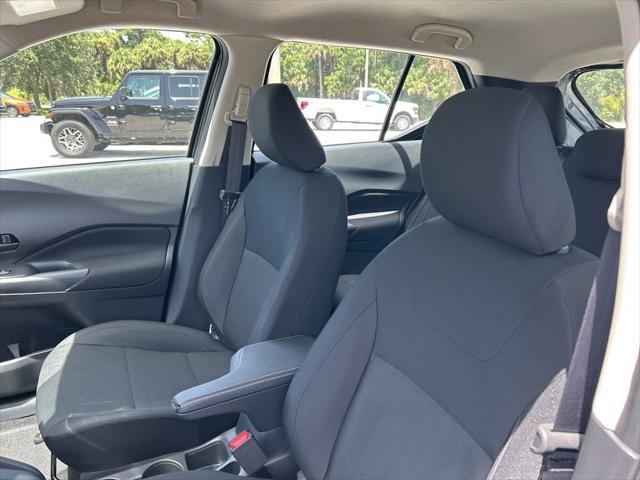 new 2025 Nissan Kicks car, priced at $23,257