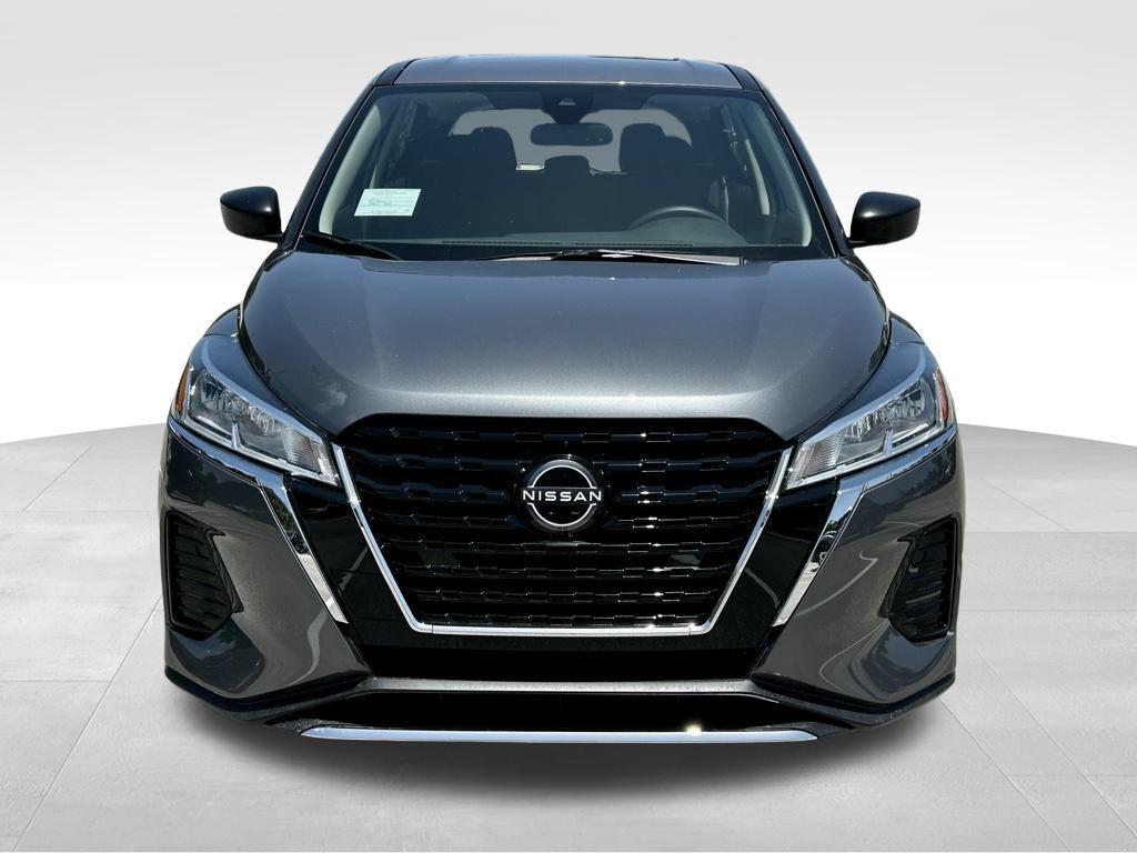 new 2025 Nissan Kicks car, priced at $21,862