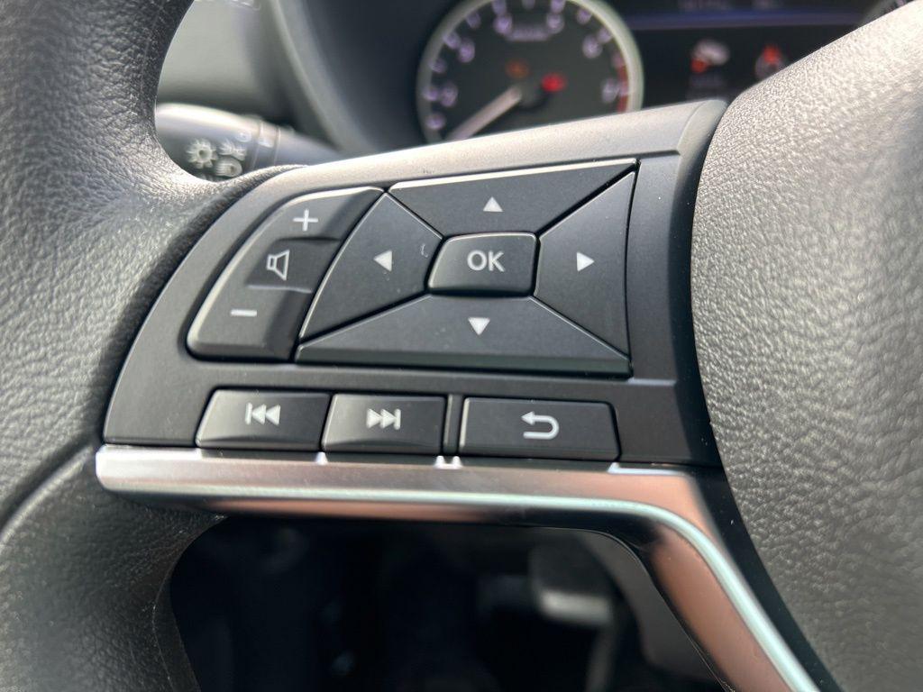 new 2025 Nissan Sentra car, priced at $21,682