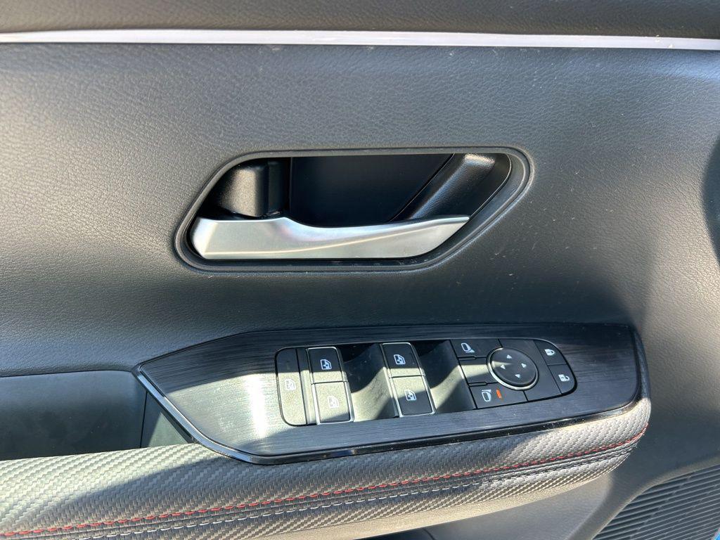 new 2025 Nissan Kicks car, priced at $25,087