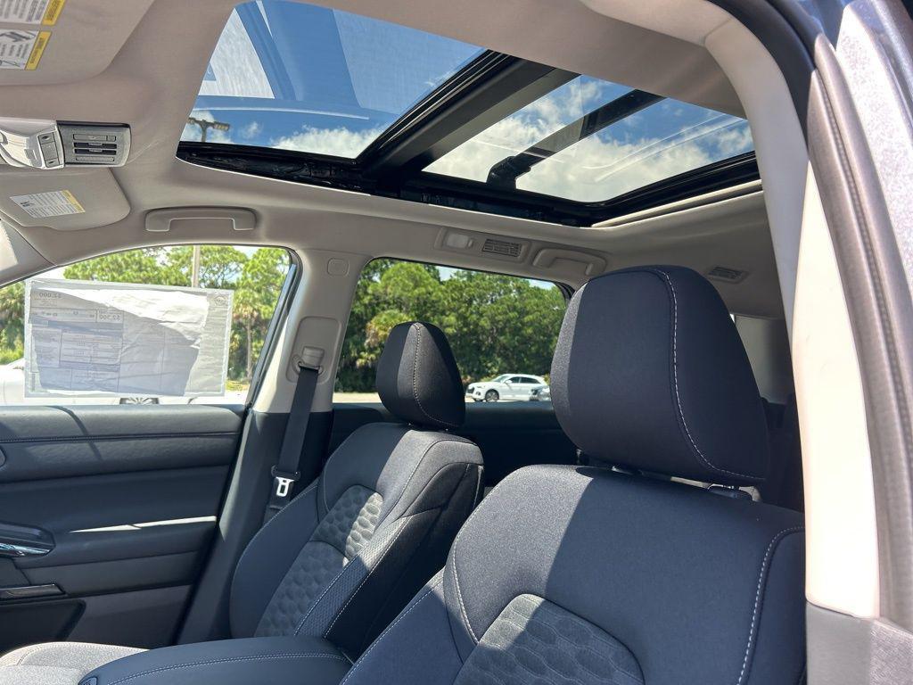 new 2025 Nissan Pathfinder car, priced at $37,506
