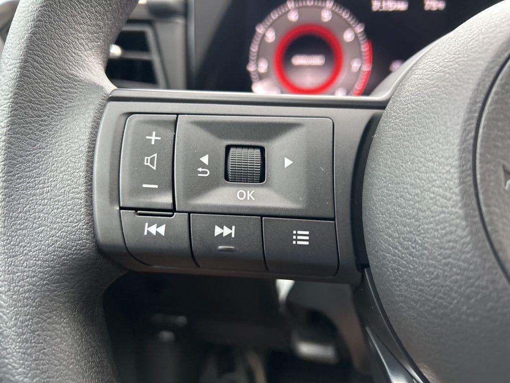 new 2025 Nissan Kicks car, priced at $24,485